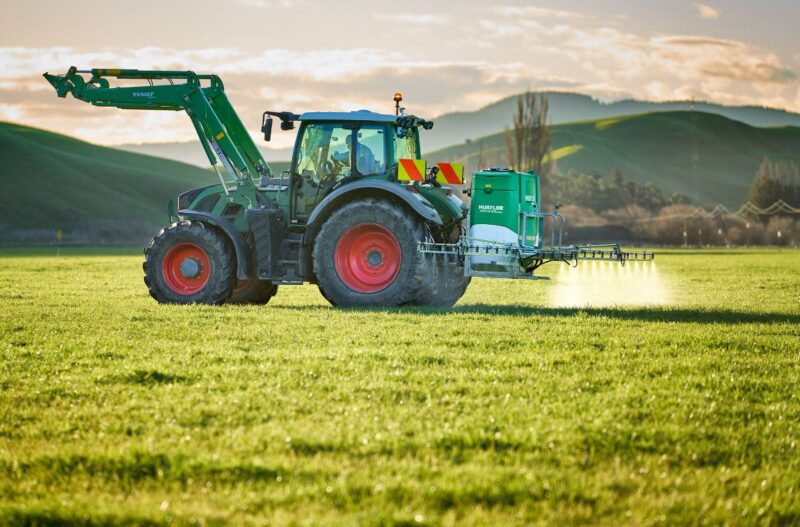 Hustler to Applica8r Sprayers