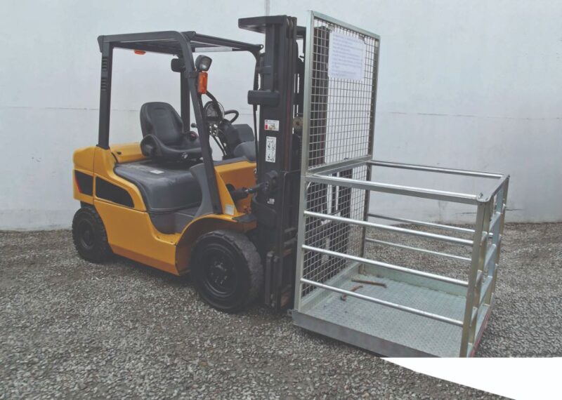 Rata Man Cage