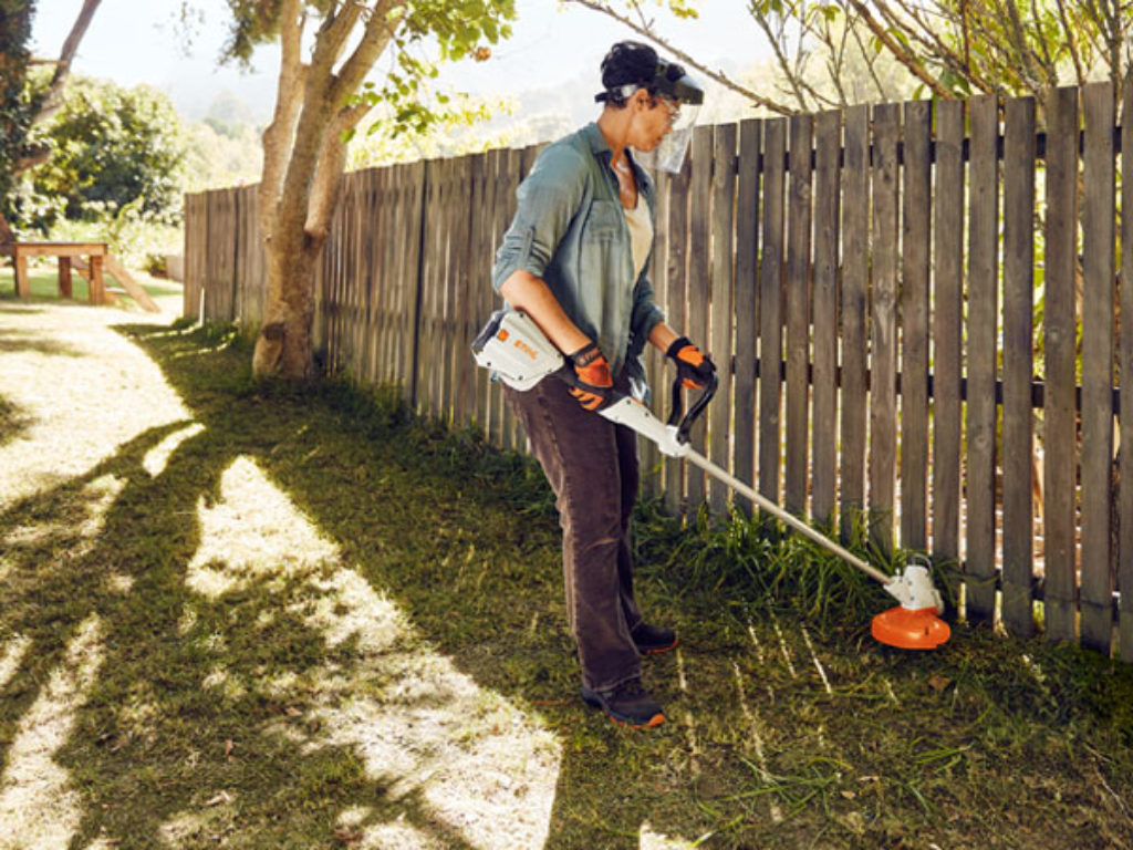 COMPACT Cordless Linetrimmers