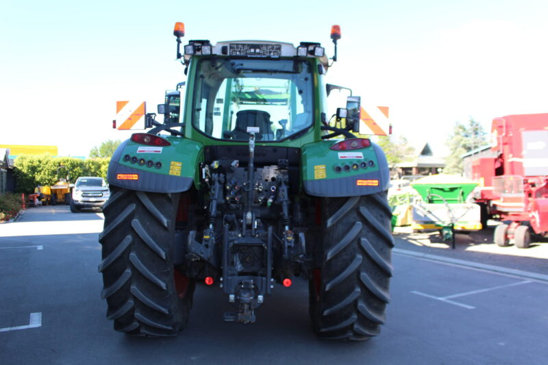 Fendt 718 Vario Tractor Inc 765 Frontend Loader - Image 4