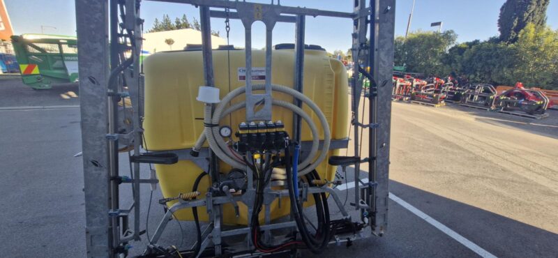 Caffini / Hustler Genius 1000L Sprayer - Image 4