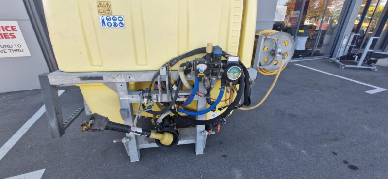 Caffini / Hustler Genius 1000L Sprayer - Image 7