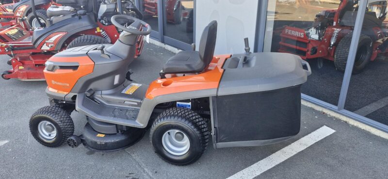 Husqvarna 2023 TC114 Ride on Mower - Image 5
