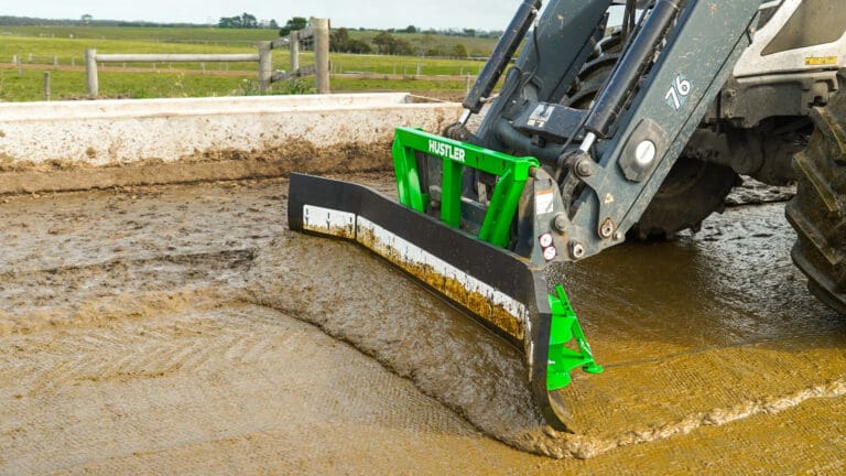 SwiftBlade-front-right-veiw-mid-length-working-1-scaled